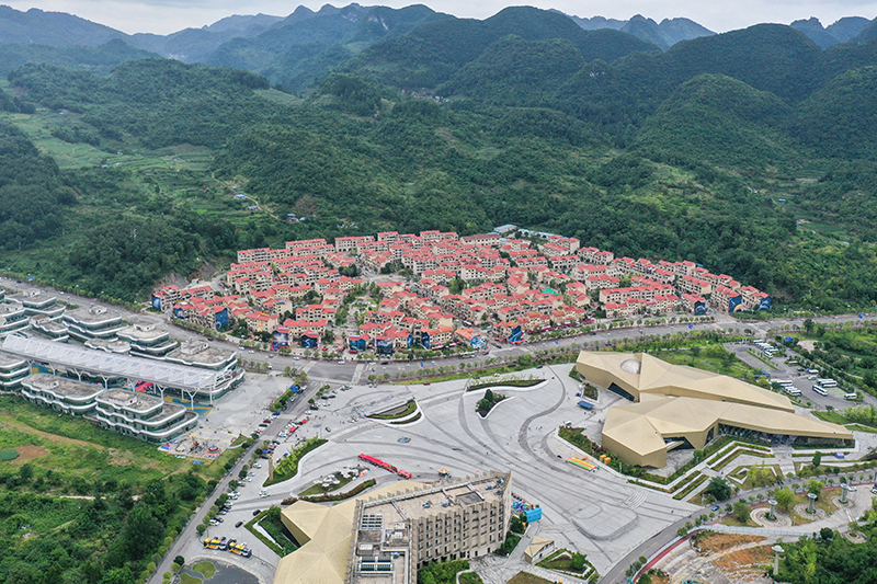 中國天眼”所在地：從貧瘠村鎮到天文小鎮